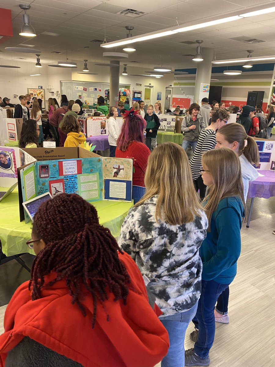 AdrianneRyland's tweet photo. @ssae_d49 Black History Month projects are amazing! Thanks for letting @PPEC49 students come to learn! https://t.co/6FS5vMOKWc