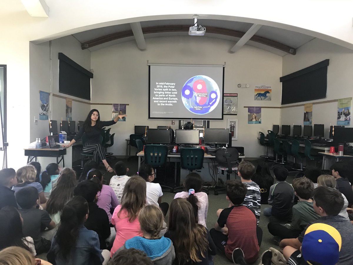 Mollytodd23's tweet photo. Terra Linda High School MSEL student talking to third graders about Climate Science. ⁦@ColemanTigers⁩ ⁦@TheMarinSEL⁩ https://t.co/AT6hQKRXNh