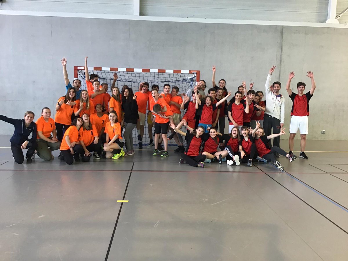 DemotzGS's tweet photo. Trisport minimes filles et garçons 
Une jolie rencontre entre Rumilly et Annecy le Vieux. Les garçons terminent champions de Haute-Savoie et les filles 2èmes 👏L’aventure continue donc pour nos 2 équipes à Lyon mercredi prochain. https://t.co/C4L6N07VKe