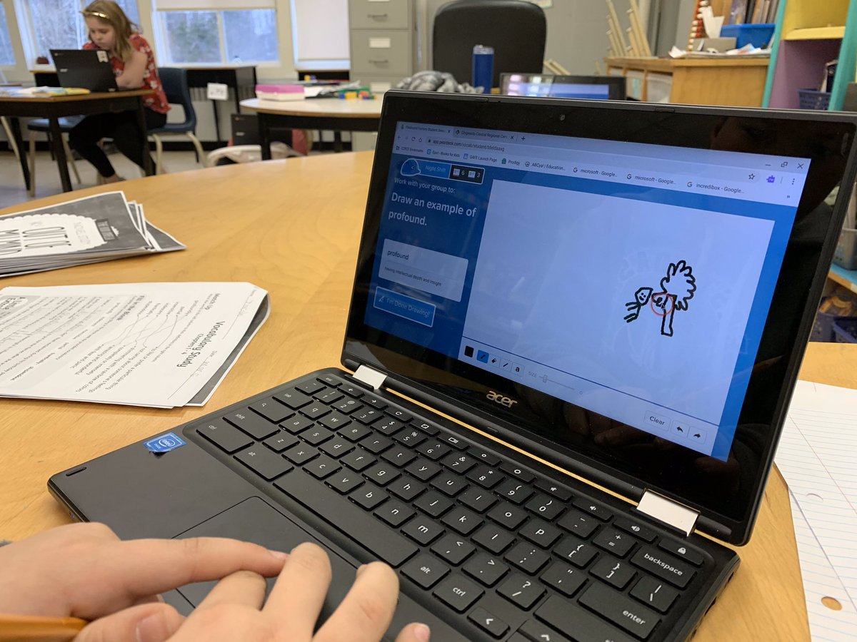 SDE_School's tweet photo. Students explore a new program called Flash Card Factory with success! Thanks #dayofimpact @CCRCE_NS @gingycarson1 https://t.co/tlGWSHKzPS