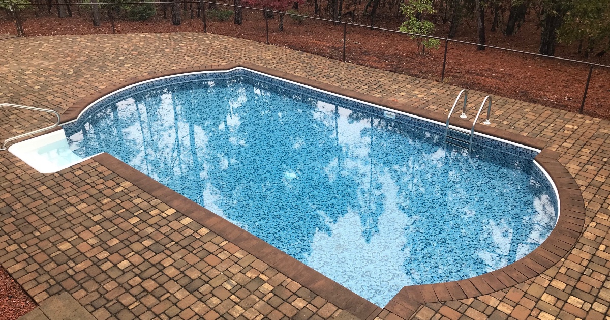GLIPools's tweet photo. #MakeoverMarch Not sure how to makeover your pool this summer?  We've got lots of ideas to share  - thanks to our 2020 Cover Photo Contest! Check out this Pearlstone liner by Pool Store of the Pines in Southern Pines, NC.  #glipools #glipoolproducts #summer2020 https://t.co/kbG5sW4dPc