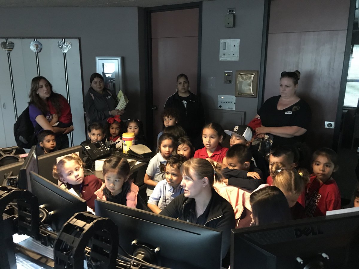 WestCovinaPD's tweet photo. The West Covina Police Dept was treated to a visit from 53 Kindergarteners from Merced School.  The visit included a chat with WC Mayor Tony Wu and a tour of the PD station and the Dispatch Center.  Fun times at the WCPD. https://t.co/vYTVfpytNC