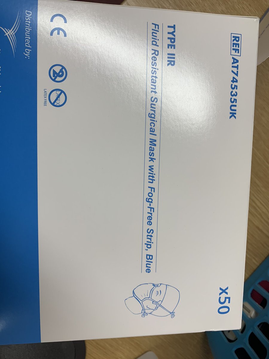llyynnss's tweet photo. @JeaneF1MSP this is the current PPE in inverclyde, struggled to get hand sanitiser (all medical suppliers out of stock). #whereisthePPE #gpcannonfodder https://t.co/fQOvSSn42e