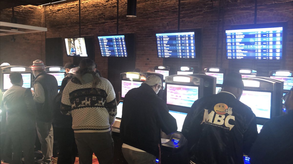 HwoodGreektown's tweet photo. Sports betting now live at Greektown Casino! Sports betting kiosk throughout the casino for easy access to all betting options. Must be 21+ https://t.co/sX8V2BAoBj