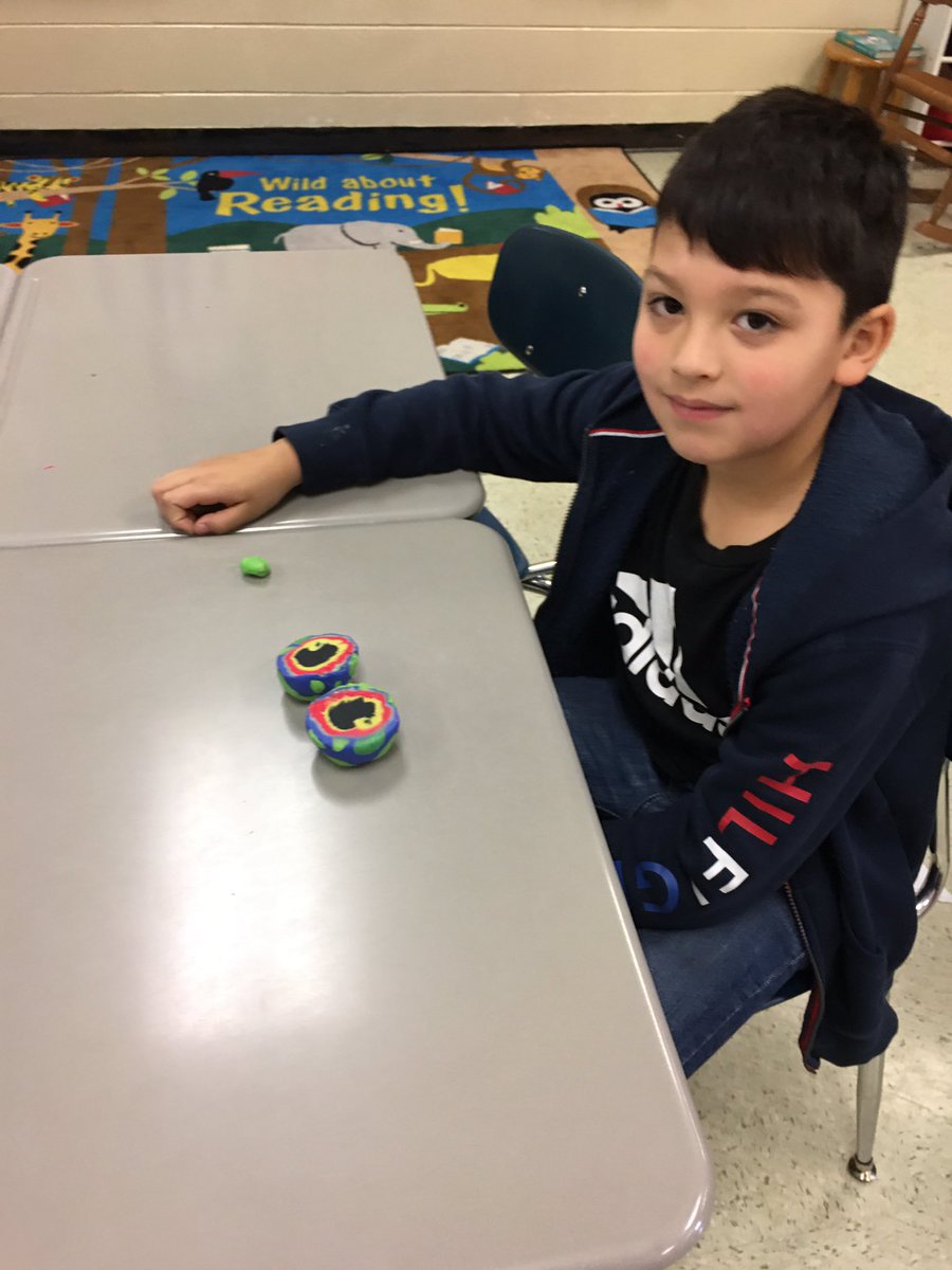 dljayne's tweet photo. Layers of the earth!  #secondgradefun https://t.co/a1KiAAG7Gu