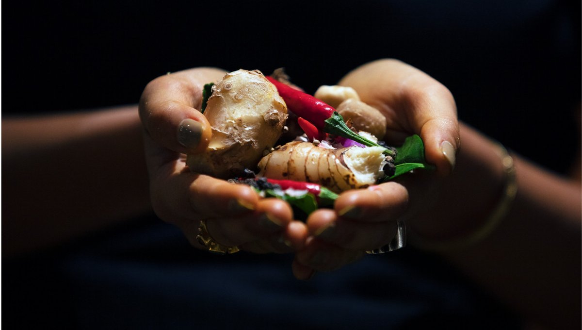 deluxerepscol's tweet photo. Una experiencia que de seguro lo dejará con la boca abierta. Este año disfrute del mundo a través del paladar con S.A.L.T de Silversea un programa gastronómico que lo suergirá en los saberes y tradiciones de cada destino.  Mayor información 3204898910 @Silversea https://t.co/OXHpFyCmXa