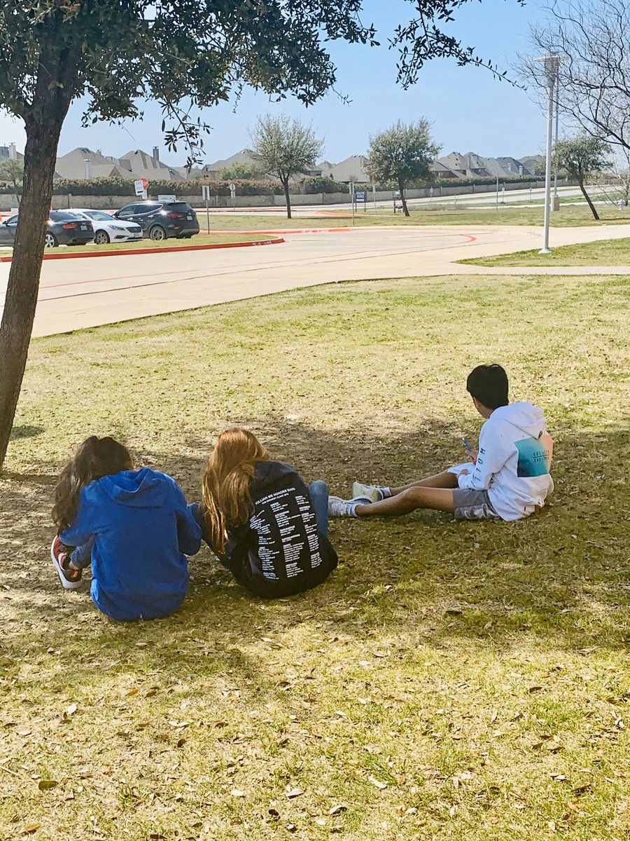 CindyModrall's tweet photo. How to write a haiku...

Step one: go outside 
Step two: get inspiration 
Step three: write it down @Killian_MS https://t.co/M24ndbpthx
