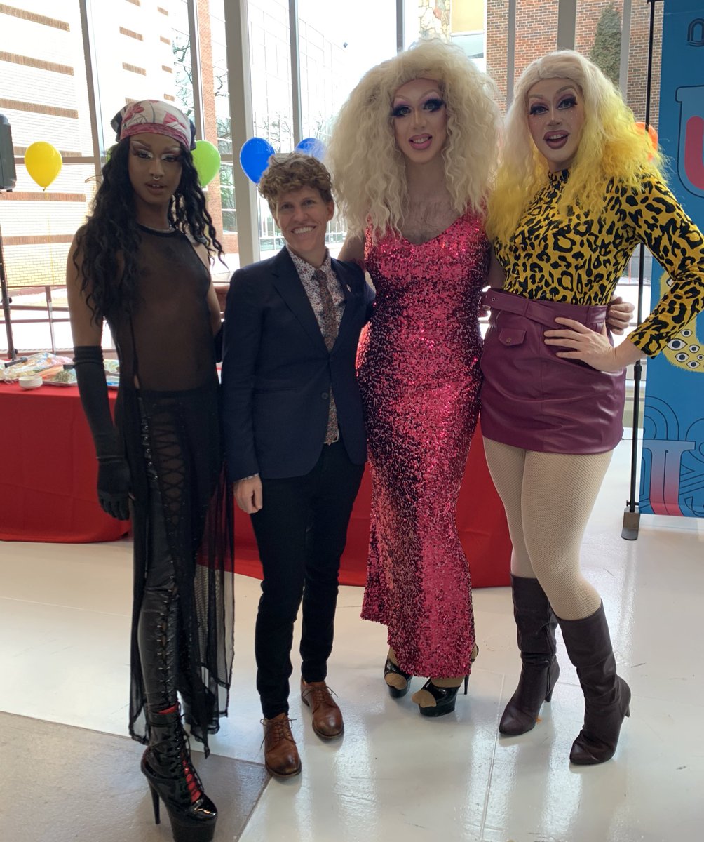 Happy Pride, Concordia! What an incredible show of support to <a href="/CUEdmonton/">Concordia Edmonton</a> LGBTQ2S+ students, staff, and the entire community! 👏🌈 #yeg #ableg #abpse