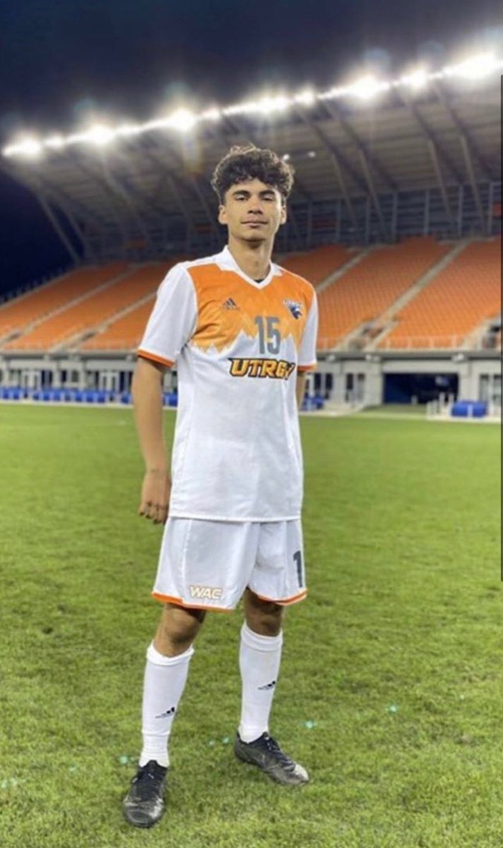 warrenmvsoccer's tweet photo. 🟣Warriors Making Big Moves🟣

Wanted To Shoutout One Of Our Most Recent Alum. Adrian Maldonado Is Currently Enrolled And Playing D-I Soccer, at The University Of Texas Rio Grande Valley!
It’s Always Good Seeing Great Youngmen Continuing The Soccer Career Onto The Next Level!⚽️ https://t.co/EdZYABR4bD