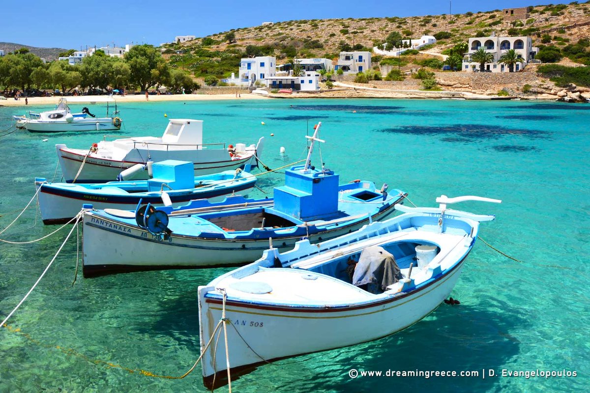 Tron_Blade's tweet photo. Irakleia is a tiny island in the Cyclades. It has a population of around 150. Its between Naxos &amp; Ios. The biggest caves in the Cyclades are located on Irakleia. Irakleia can be reached by ferries from Athens, Naxos &amp; Paros.
#Greece #Irakleia #travel #vacations @davestravelpage https://t.co/nuaYx7h7Zj