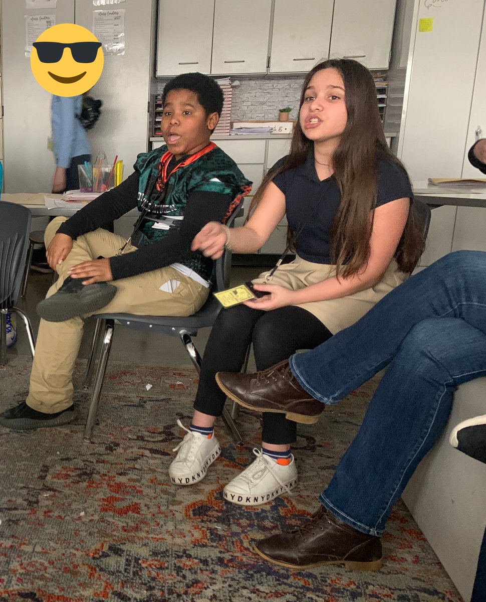 Teach2ReachST's tweet photo. Last week the patriots and loyalists battled it out in some heated debates, while the neutralists drilled them with questions! Impressed with these leaders! #futurelawmakers #futurelawyers #5thgrade @RangelandLions @drkiggs @RangelandAP @DrTinaLove @JCPSKY @JCPSDL https://t.co/hvrEmKK2Om