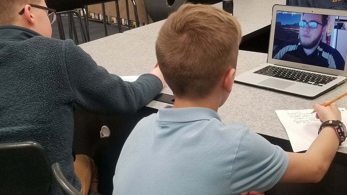 KennedySBCSC's tweet photo. 2 groups from our 5th grade met with @ZStewart574 a Political Science major to discuss Voting and Political Parties. @MrsModlin @kingcourt77 @SouthBendCSC @drtoddc @mmattmodlin @HSwartz25 https://t.co/mi9wVMd3GV
