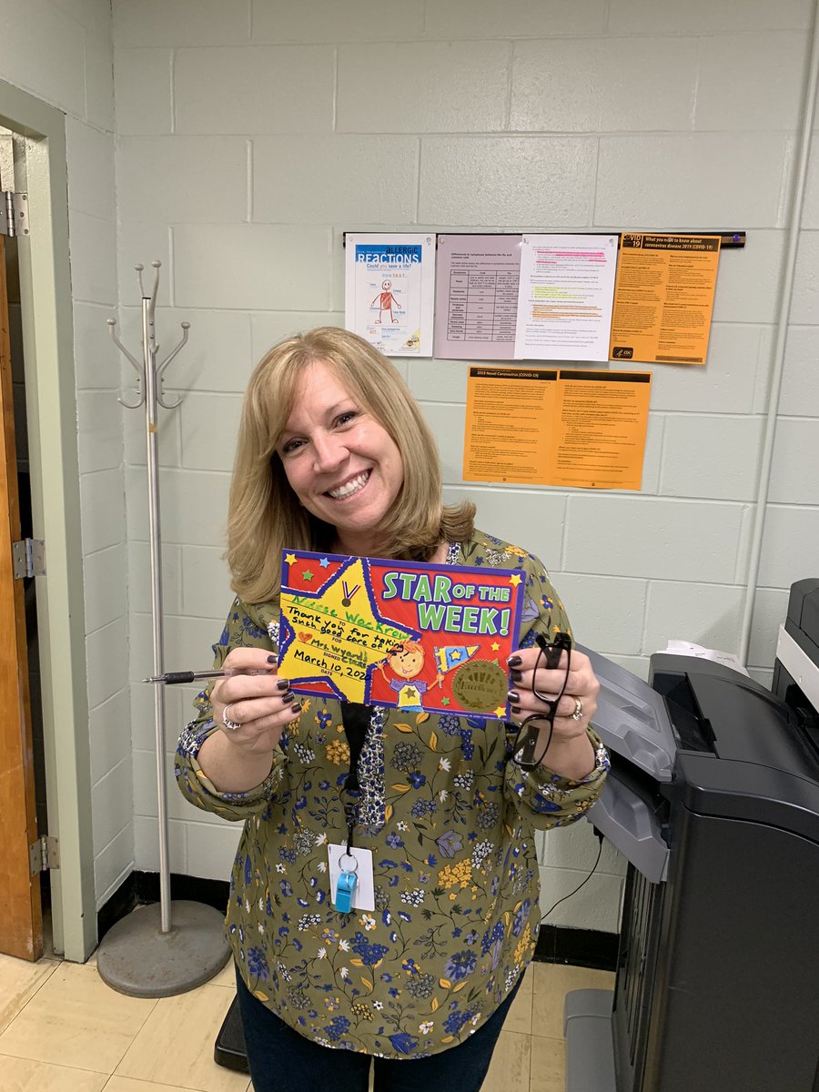 ChristineWyard1's tweet photo. When your nurse is a miracle worker you just have to let her know...with hugs and awards!🎉⭐️@Altavestawoburn @Ailwcat44 https://t.co/2rHE9fGPfk