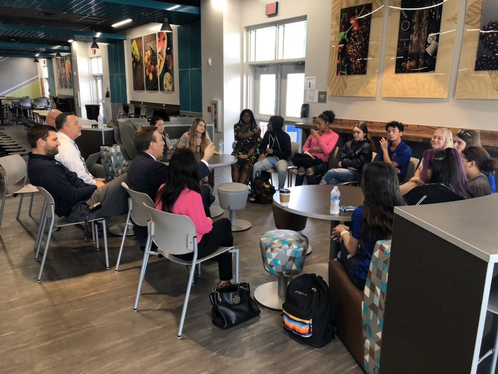 colwindt's tweet photo. Student leaders engaging in awesome, open dialogue with our school leaders about important issues! Great job representing!!!  Thank you Dr. Griffin and Mr. Gaudreau! https://t.co/E5RMl2x6zX