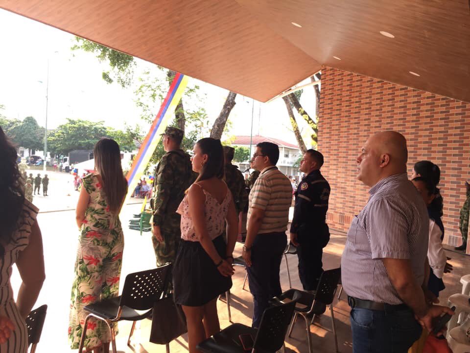 SanMartin_Meta's tweet photo. La Dra. Veronica Ordóñez Lagos, Sec. de Gobierno Municipal participó en el Juramento de Bandera del cuarto contingente 2019 del Batallón de Ingenieros N• 07 “General Carlos Albán Estupiñan”, que se llevó a cabo en la concha acústica.

#UnGobiernoParaTodos
#EjércitoNacional https://t.co/10F7J90J1V