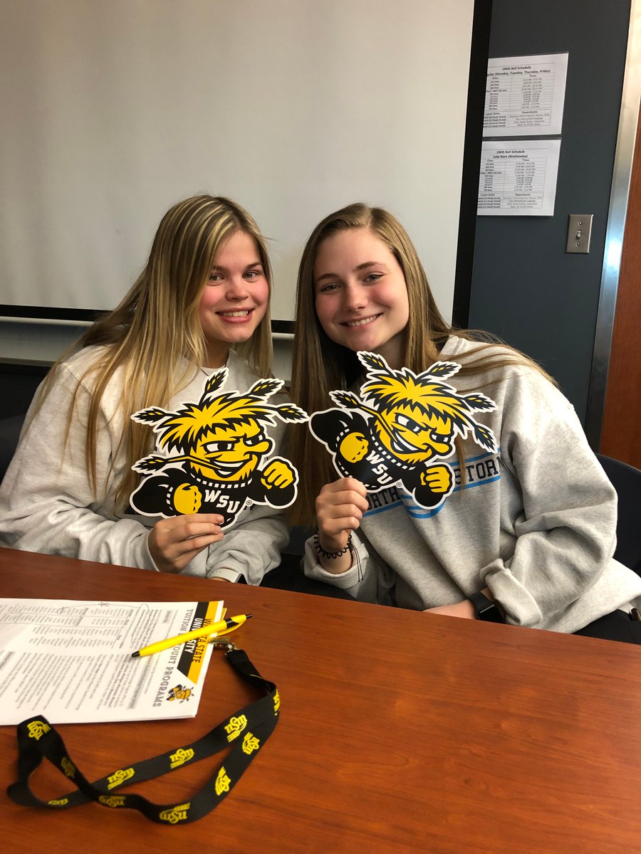 GoShocksMO's tweet image. Great visits today at William Chrisman HS and Liberty North HS.  Lots of Shocker excitement from seniors ready to start fall on campus and juniors ready to visit campus soon and apply in July! @wheatweet @GoShocksMO @WC_Counselors @WCHSadviser @LNcounseling @LibertyNorthNHS