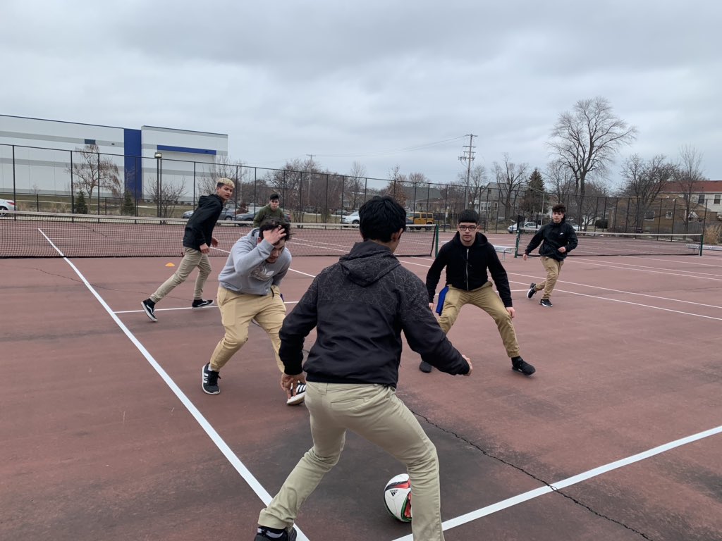 AsmSolorio's tweet photo. Chicago Fire Ambassador went from inside working on modules to outside learning how to coach through playing⚽️ https://t.co/lnbllnROmo