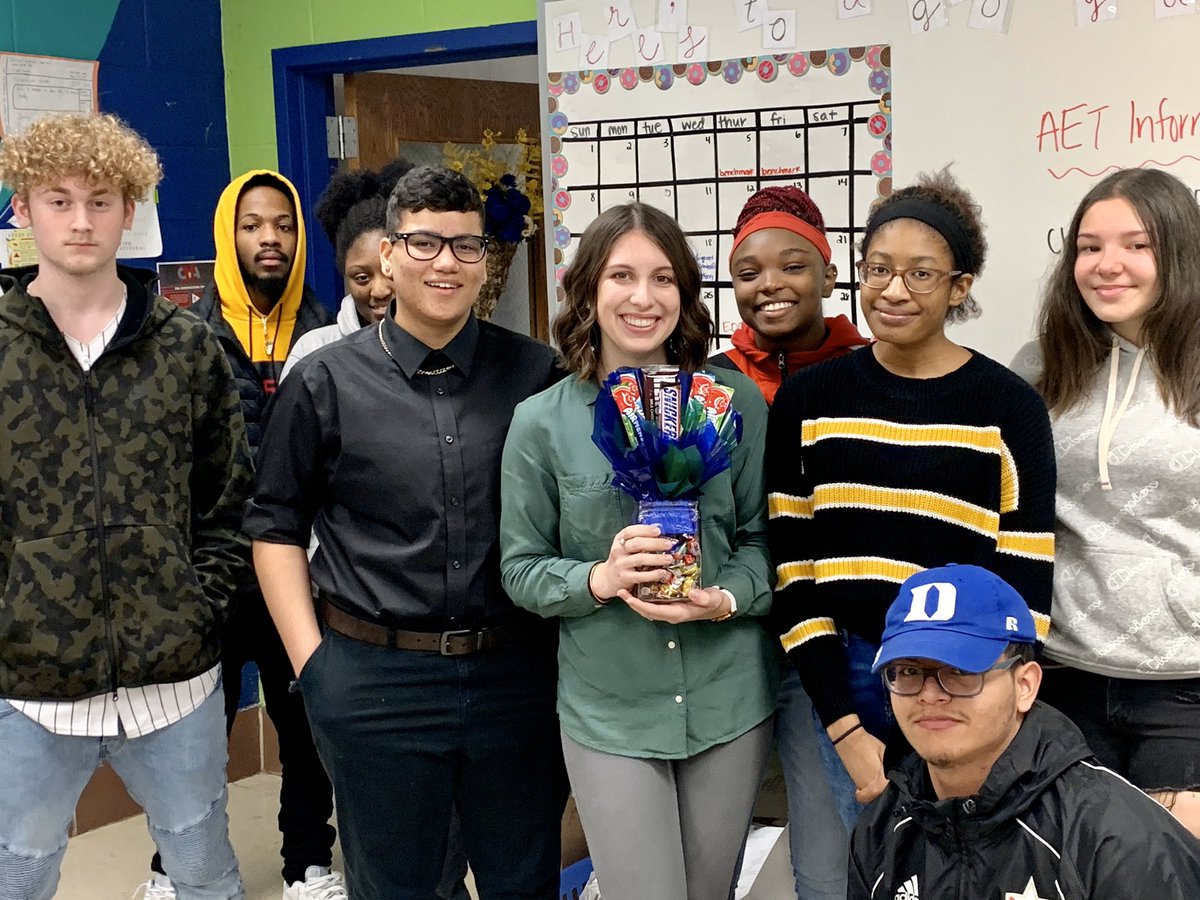 JHSFalcons's tweet photo. Congratulations to Ms. Saunders, our JHS Beginning Teacher of the Year! Ms. Saunders is a member of the CTE Department and teaches animal science. Congratulations, Ms. Saunders! 💙🐔❤️ https://t.co/raObA1XIei