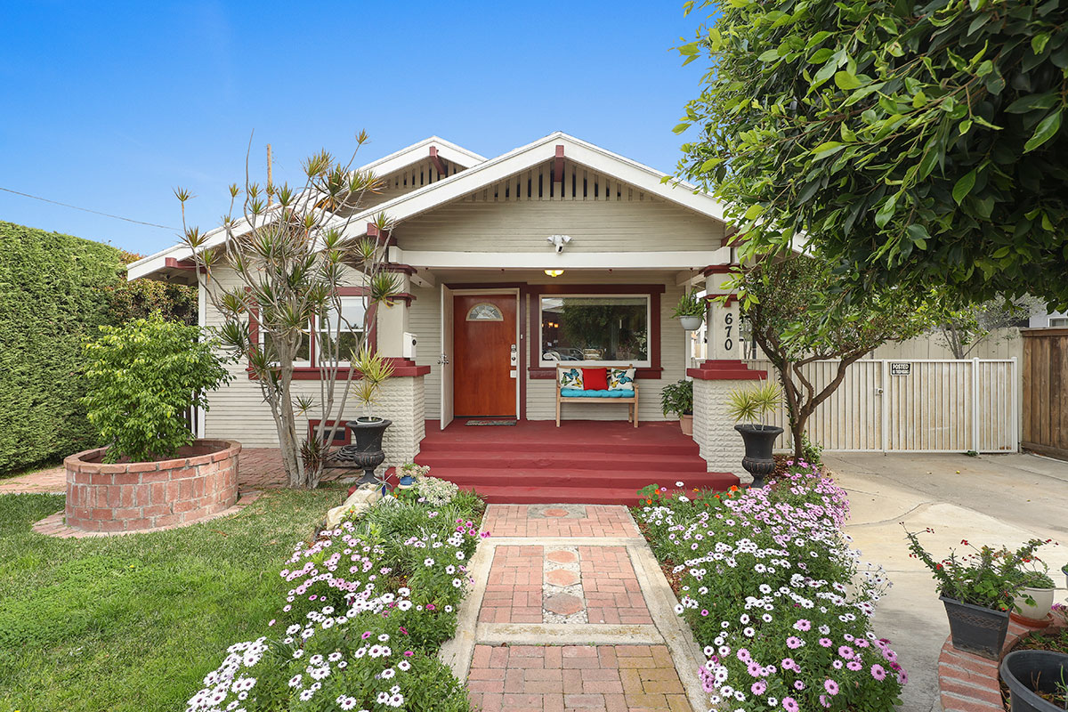 andersonreg's tweet photo. JUST LISTED!!!
670 Junipero Ave, Long Beach, CA 90814
Call For More Info: 800 784 2616
Click Here for More Details: https://t.co/uG1PhPwrQA
#AndersonREG #duplex #updated #oudoordeck #trelliscover #twocargarage #LongBeach #justlisted https://t.co/xO1o6QRET5