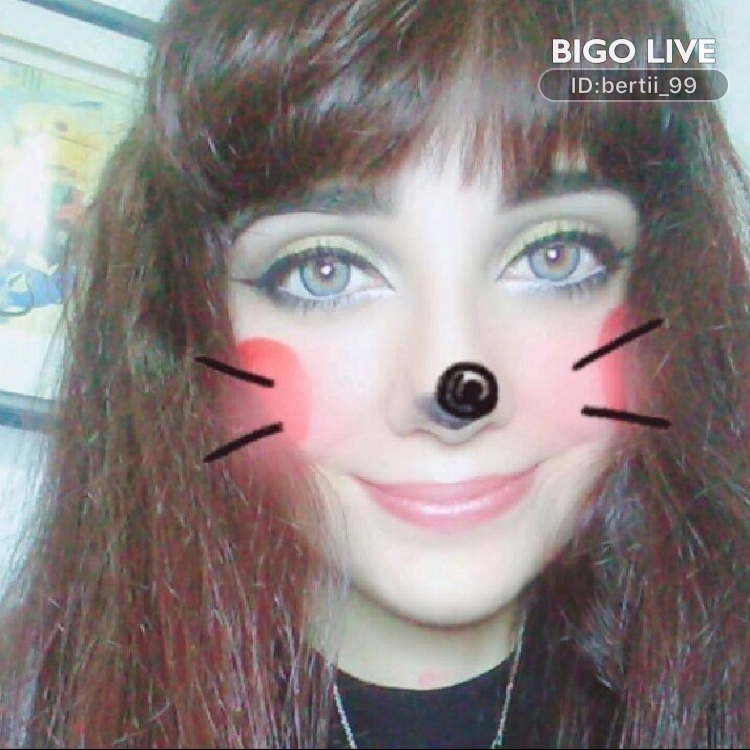 Ven y ve el live de ❄ Gαℓια ❄ en #BIGOLIVE: Hey  
slink.bigovideo.tv/d2xjGM