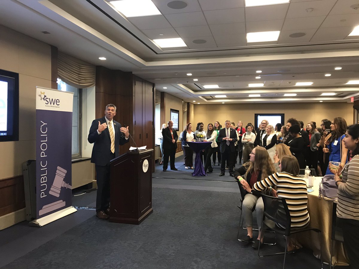 SWEtalk's tweet photo. Thank you @RepLaHood for your commitment to women in engineering and for stopping by SWE’s reception tonight! #SWEAdvocacy https://t.co/d2ecZgZdYM