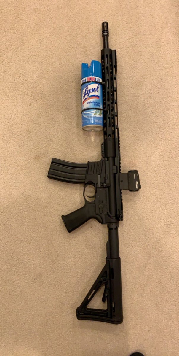 29pbplayer's tweet photo. Almost guaranteed to kill 100% of germs.
#coronavirus#COVID-19#Lysol https://t.co/xIdywuG0DJ