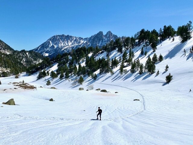 Alice Braham (@alicebraham) on Twitter photo A great day for a snowshoe hike with <a href="/justinfoulkes/">Justin Foulkes</a> and @trekpyrenees in #Aigüestortesnationalpark, walking from #estanystmaurici to the #amitgesrifugi where we had lunch. The snow was a metre deep in places and untouched, and the sun was warm enough for us to wear just T-shirts A great day for a snowshoe hike with <a href="/justinfoulkes/">Justin Foulkes</a> and @trekpyrenees in #Aigüestortesnationalpark, walking from #estanystmaurici to the #amitgesrifugi where we had lunch. The snow was a metre deep in places and untouched, and the sun was warm enough for us to wear just T-shirts