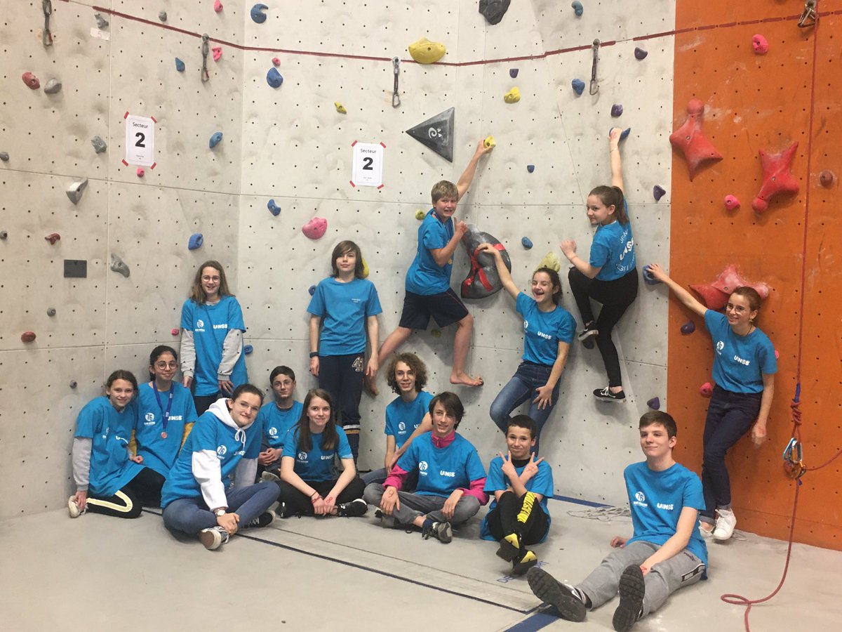 unss76's tweet photo. Ce mercredi à l’#UNSS76 , c’était de la gymnastique acrobatique, de l’escalade, de la natation, du VTT et de la gymnastique artistique ; et beaucoup de #jeunesofficiels pour gérer ces compétitions départementales. Bravo à tous. https://t.co/uDffC6wTuM