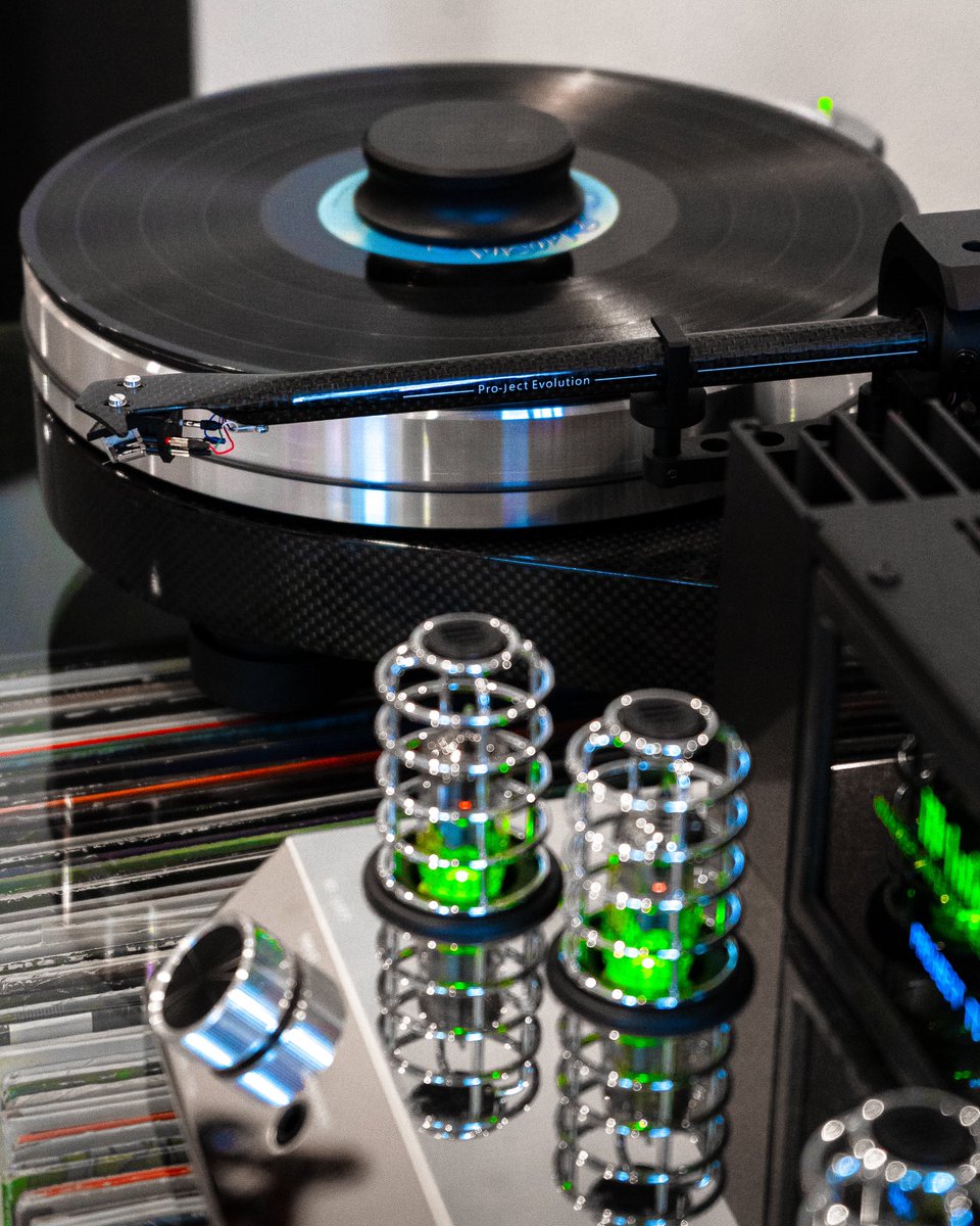 lmchomeent's tweet image. Do you prefer the sound of vinyl? 🎵

#projectaudio #mcintosh #mcintoshlabs #highendaudio #hifi #audiophile #tempe #scottsdale