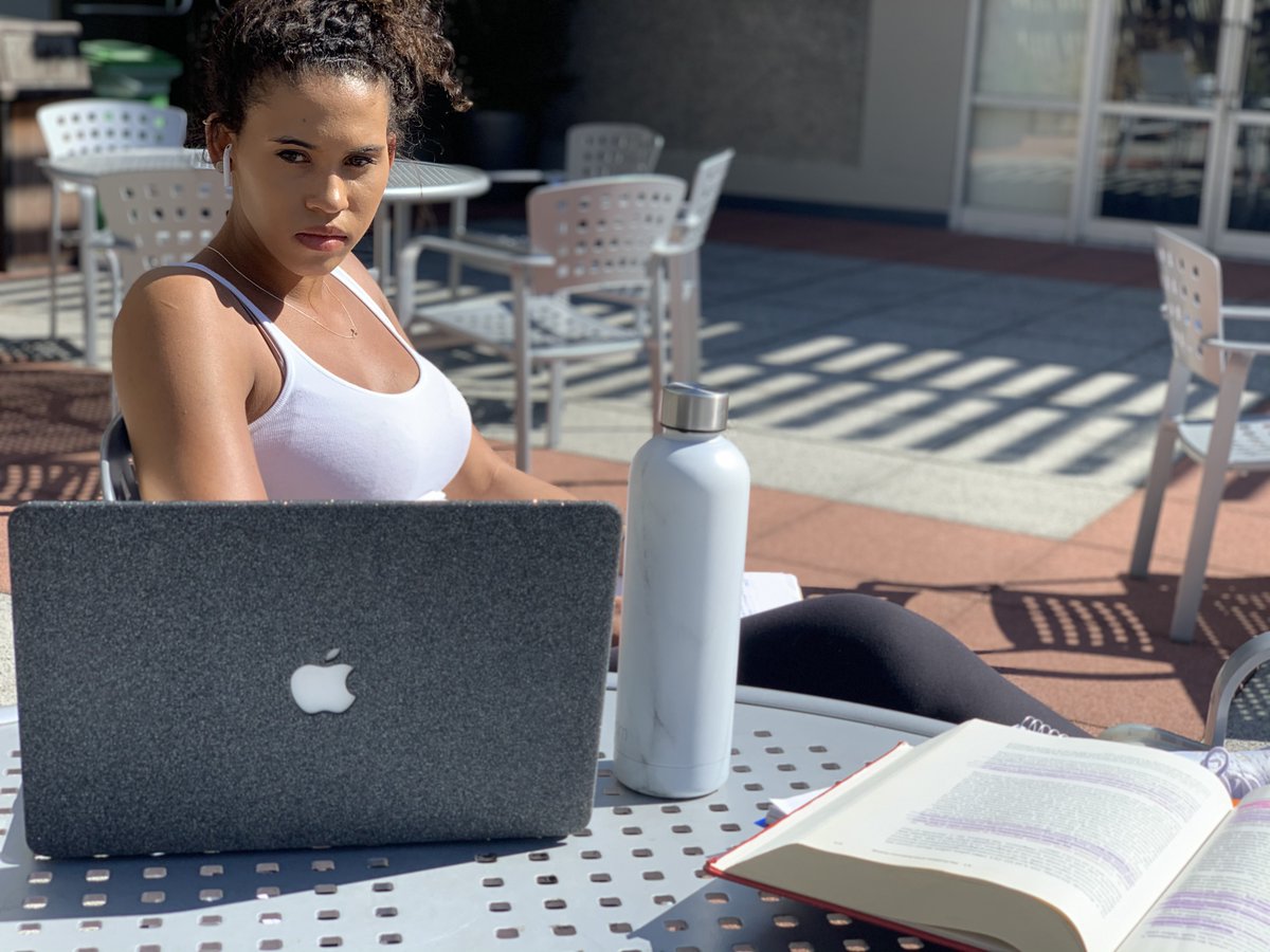 BerkeleyLaw's tweet photo. "Face-to-face is preferable, but for now, for what it is, it's working," says 1L Kaylee Johnson. "And at least we can get our #VitaminD not being in class!" #virtuallawschool via @zoom_us #lawtwitter #AcademicTwitter #berkeleylawmoments #berkeleymoments @UCBerkeley https://t.co/pMicBkbSvn