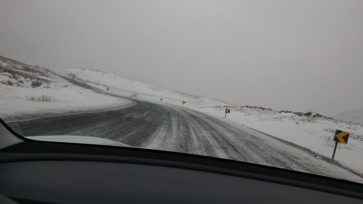 enn_nafnlaus's tweet image. ... times, but the traction control reaction speed was impressive (#TeslaSoftwareIssues).

Even in this weather (#TeslaColdWeatherIssues), the two hour drive only used 1/3 of the battery (#TeslaBatteryIssues, #TeslaRangeIssues). It&apos;s now happily plugged in (#TeslaChargingIssues).