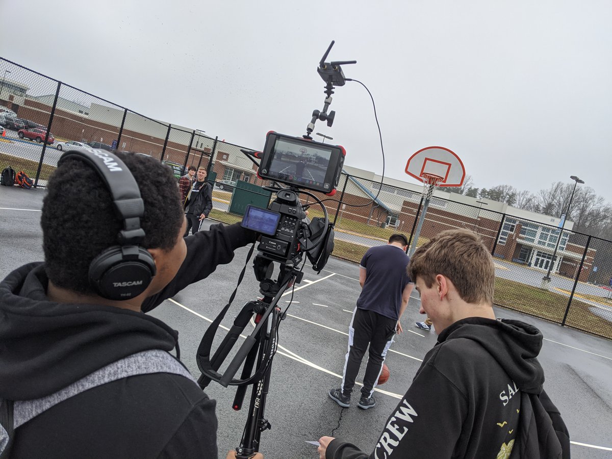mrbillywatts's tweet photo. #GenZ spends 6+ hrs/day consuming A/V content
Empower students to be #authors & #influencers
Learn how @ColganSharkMon1 students became #SportsInfluencers
For lesson ideas visit https://t.co/WXal8cxXfy
#FutureESPN
#ColganStudios
#LightsCameraEngage https://t.co/espSYgy3UX