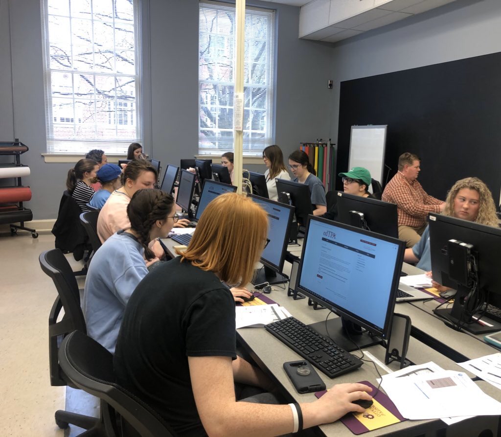 We are so proud of these students and all of their hard work to prepare for edTPA submission this week. Well done, interns. 📚 📝 #UMinternsSpring2020 #edTPAsubmission