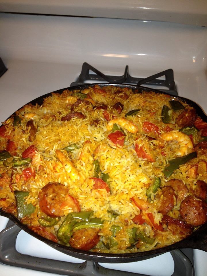 HeyRose2's tweet image. Yum Paella with our paella blend.  Yes, our paella blend does have saffron.  #eshed  @CNYRMA #saturdays