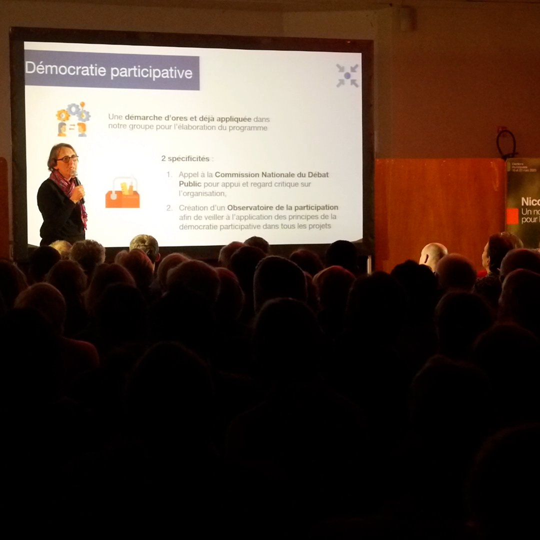 😁 🌬💨 Un nouveau souffle pour Lambersart ! 
Plus de 270 personnes au Castel St Gérard ce mercredi soir pour notre 2ème réunion publique. 👏 Merci !
Ce dimanche, on compte sur vous ! 👍
#lambersart #municipales2020 #municipales