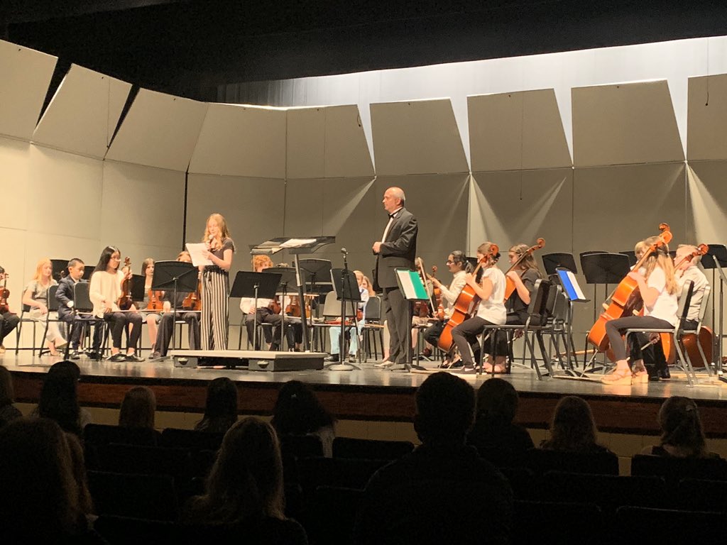 RCEMiddle's tweet photo. Excellent performance by our #RCEstrings🎻 students last night! #teamRCE🐾 https://t.co/KBKskoshx8