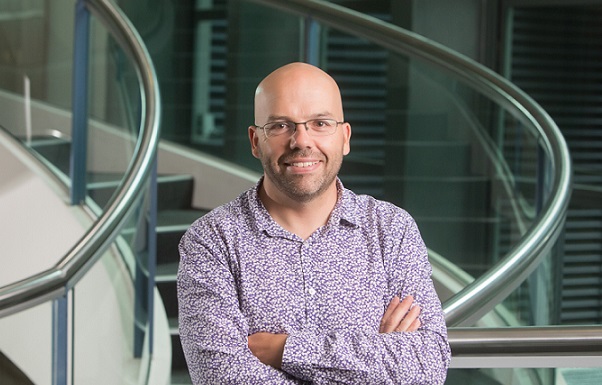 Congratulations Prof Stuart Tangye for receiving the 2019 @nhmrc Peter Doherty Investigator Grant Award for Leadership. This comes from his research into how we generate a strong immune response and what causes immunodeficiencies. @stutangye #NHMRCawards ow.ly/Gj9F50yJuvP