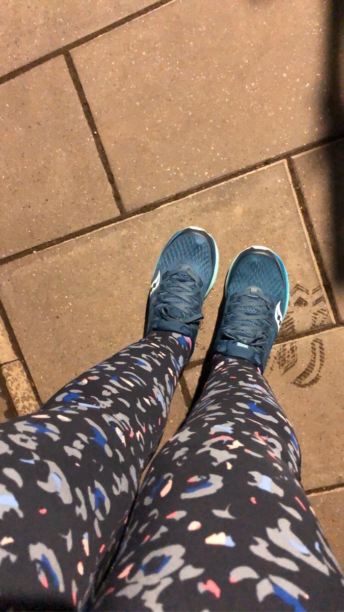 LesleyAitken23's tweet photo. So the new marathon sneaks had their first outing tonight! Just over 4 miles on the track. So comfy! 
#runner #marathontraining #Runr #trainers #sneakers #saucony #runchat #LondonMarathon #the40thrace #wellfar #goingforgoal https://t.co/A0ewchcBKK