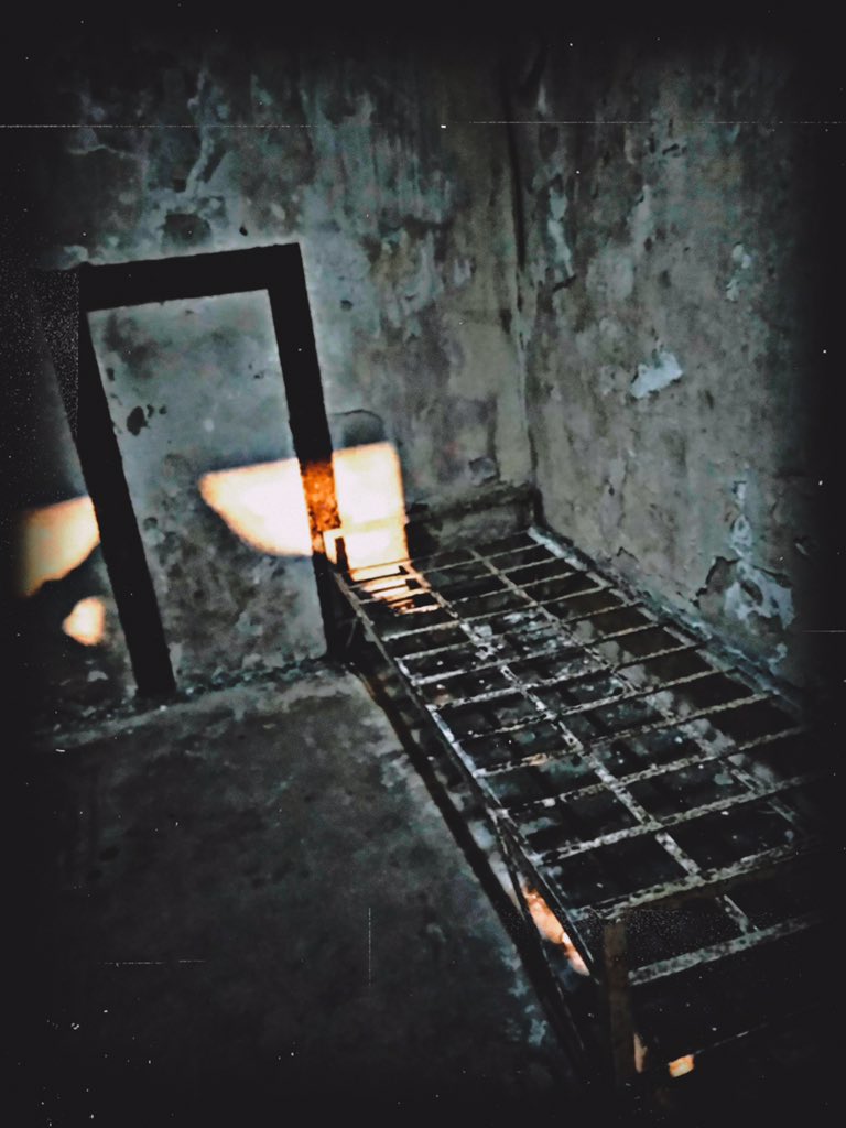 MoonFlare13's tweet photo. History still lives within these cell walls 👻 #History #Prison #PrisonCells 11/14/19 https://t.co/eBTpCZFzq0