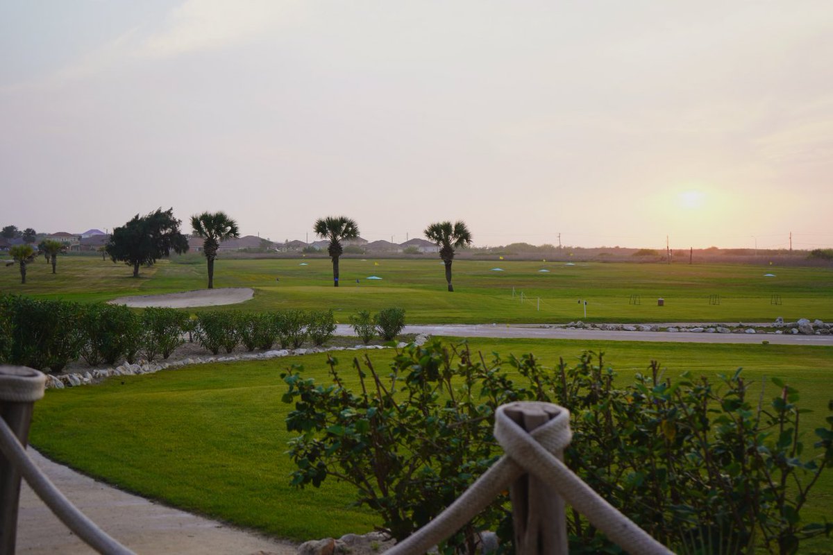 WavesResortCC's tweet photo. Once the fog has cleared😌 
.
.
.
#WavesResortCC #Sunset https://t.co/ASglxXaPqv