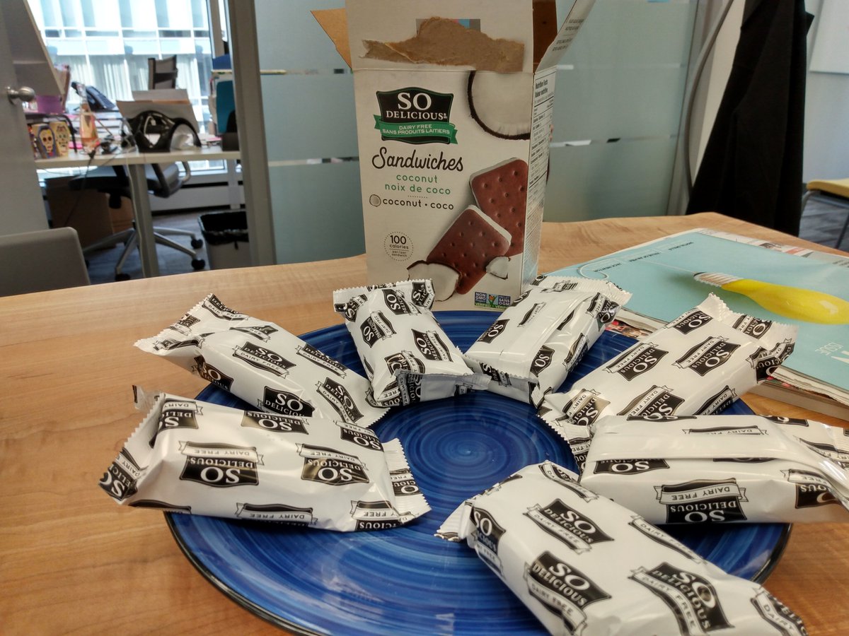 WindSunSkyEnt's tweet photo. Ahhh...#snackwednesday Today was a buffet of frozen treats in many varieties including @HaagenDazs_US ice cream, #naturalchoice frozen fruit bars and #sodelicious dairy free frozen sandwiches! We promise we do lots of work so we definitely need snacks to fuel us! https://t.co/rxkmTb0btm