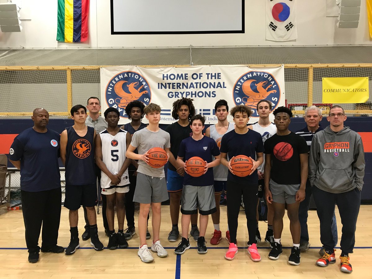 KyleNeddenriep's tweet photo. There is no school, and certainly no gym, in the state quite like International. The Gryphons are making first regional appearance. https://t.co/G7nDDmSSlo https://t.co/xX1RfZknHK