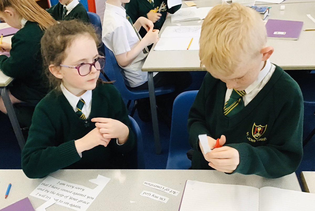 sjvblackpool's tweet photo. Great partner work splitting up and re-ordering the ‘Act of Contrition’ in RE this afternoon to help us to learn it off by heart ❤️ as part of our preparation for Reconciliation 🙏🏼⛪️ #SJVRE #SJVClass3M https://t.co/Ui4shcihmA