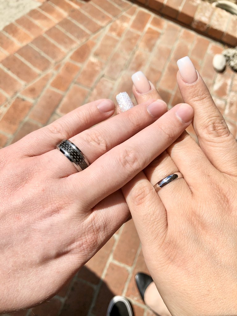 Ph1LzA's tweet photo. We did the thing 💍 🥰 https://t.co/zPhY23XsC7