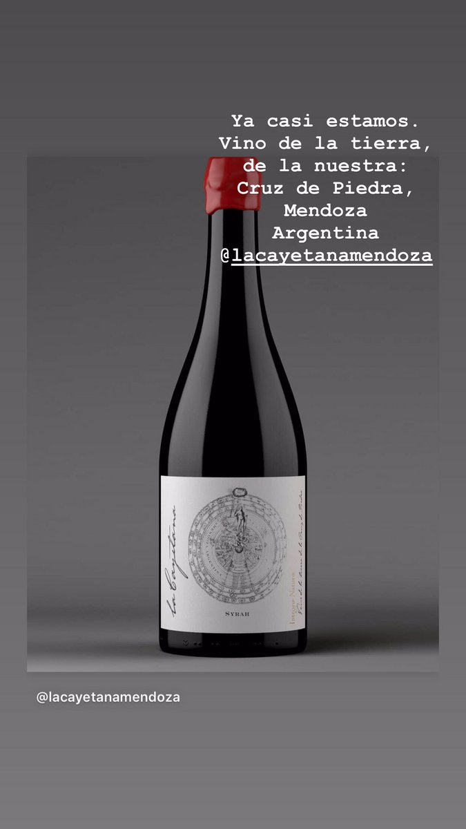 NatiBeneitez's tweet photo. ¿De qué lado estoy?
Del lado de vino rico, siempre.
Estamos casi con @LaCayetana1865 
Salud 🍷 https://t.co/lvZZcraVnS