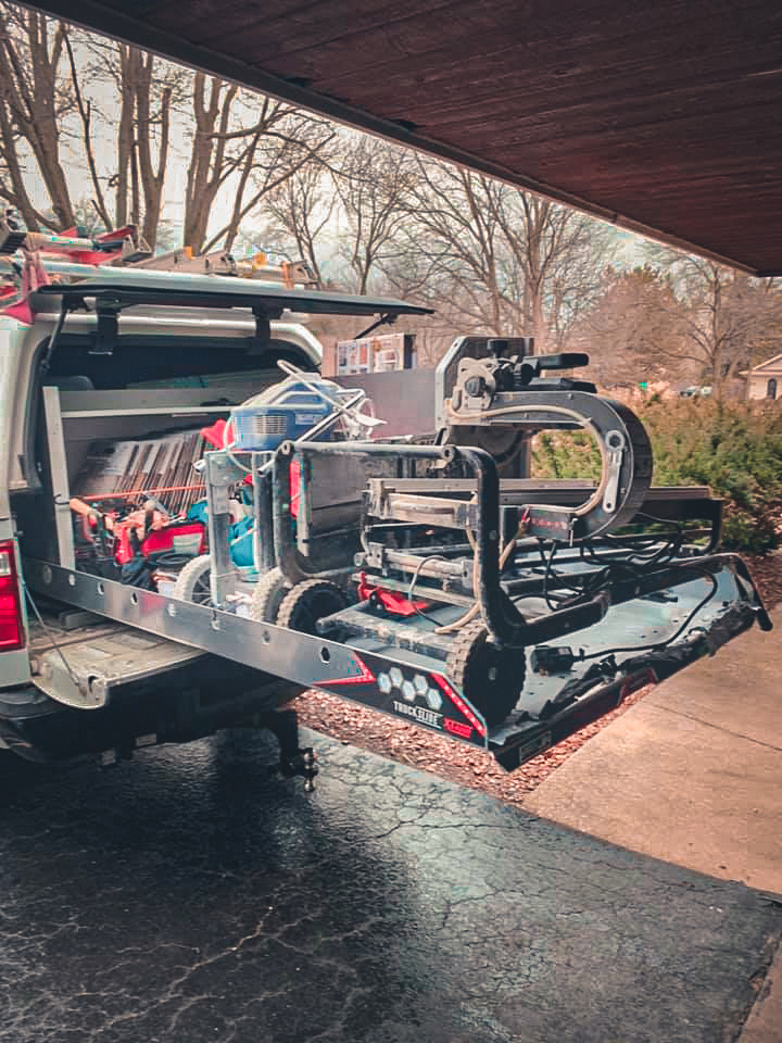 HighwayProducts's tweet photo. Dave Wisbrock Recently bought an XT4000 and is loving it! 
"Made it so easy to load and upload! Worth every penny!!" - Dave https://t.co/hB36savuk4