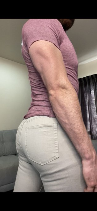 Live in five, join me  https://t.co/OhKFdvpv6B  #bulge #bulgejeans https://t.co/ThmZsZrOJ2<a href="/tag/bulge"class="tags">#bulge</a><a href="/tag/bulgejeans"class="tags"><span>#bulgejeans</span></a>