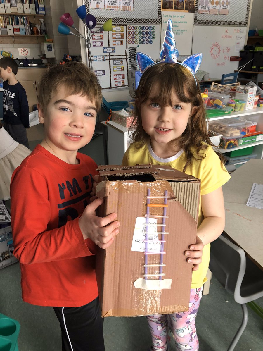 JanusNM's tweet photo. The traps are set!! With a little luck, the leprechaun will be caught tonight. #leprechauntraps @AssisiOCSB @msrobert_teach #FRABeCreative #ocsb https://t.co/Cxn3ktiuGm
