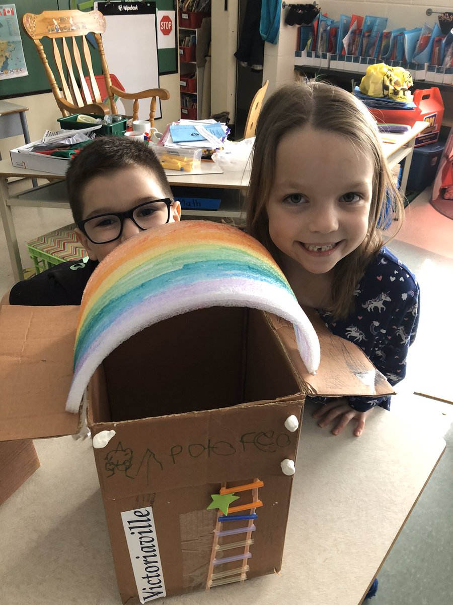 JanusNM's tweet photo. The traps are set!! With a little luck, the leprechaun will be caught tonight. #leprechauntraps @AssisiOCSB @msrobert_teach #FRABeCreative #ocsb https://t.co/Cxn3ktiuGm
