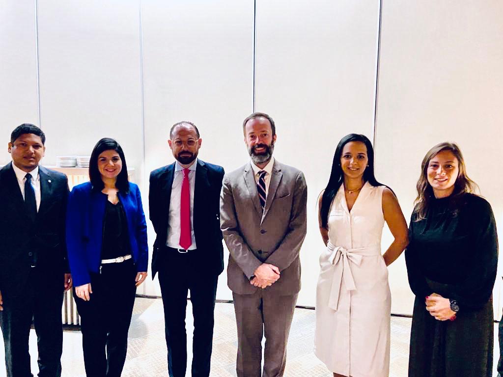 jpadvisors_do's tweet photo. Nuestros socios Marcos Peña R. y Lisa Díaz en su participación en el seminario “Nuevas tecnologías: retos y oportunidades de la digitalización”, organizado por la @CCIFD el pasado 5 de marzo del presente año. (1/2)
#JP #EquipoJP #Derecho #Laboral #NuevasTecnologias #CCIFD https://t.co/kUuMTljthZ